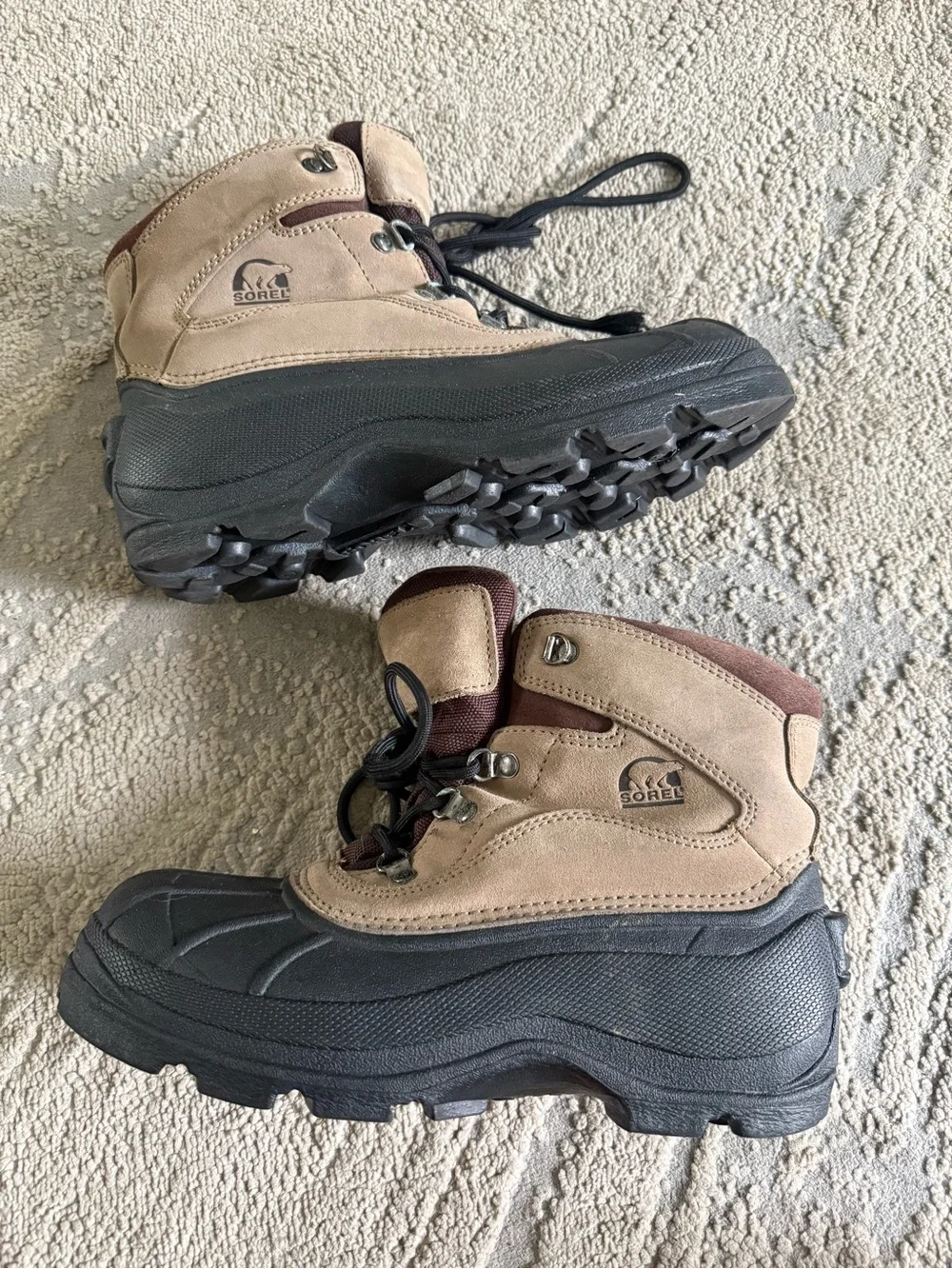 Sorel boots Cold Mountain Thinsulate Winter Boots waterproof tan suede  black 9